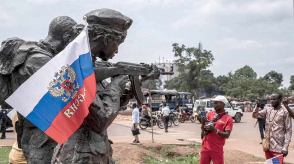 كيف تؤثر إعادة هيكلة فاغنر على عملياتها ونفوذ روسيا في أفريقيا؟