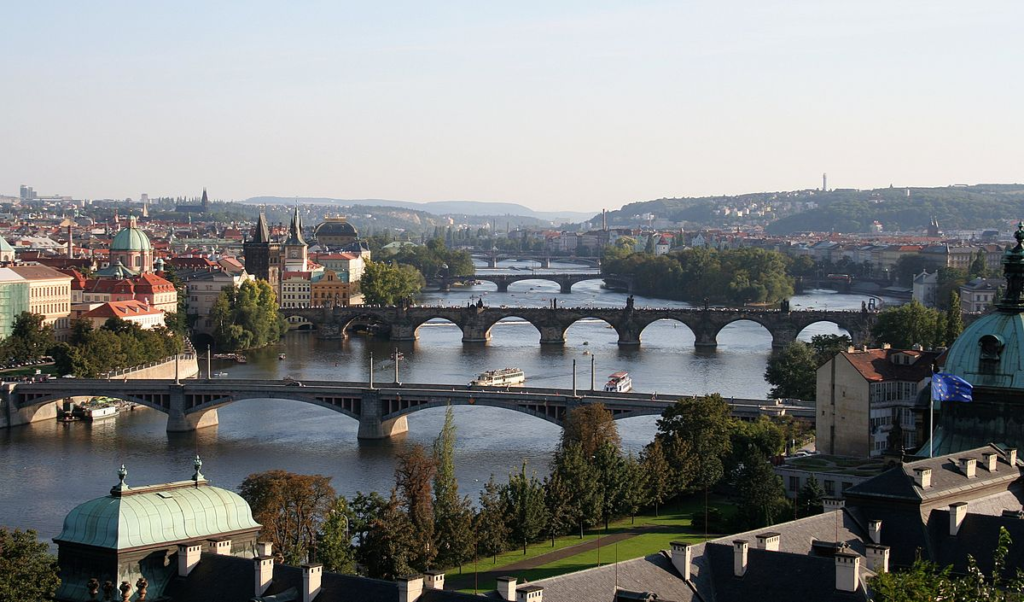 كيف تخطط التشيك لربط أنهارها الرئيسية مع أوروبا؟