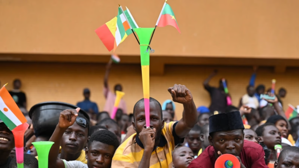 دول مالي والنيجر وبوركينا فاسو ستشكل اتحاد كونفدرالية الساحل